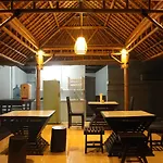 Patras Hostel Ubud